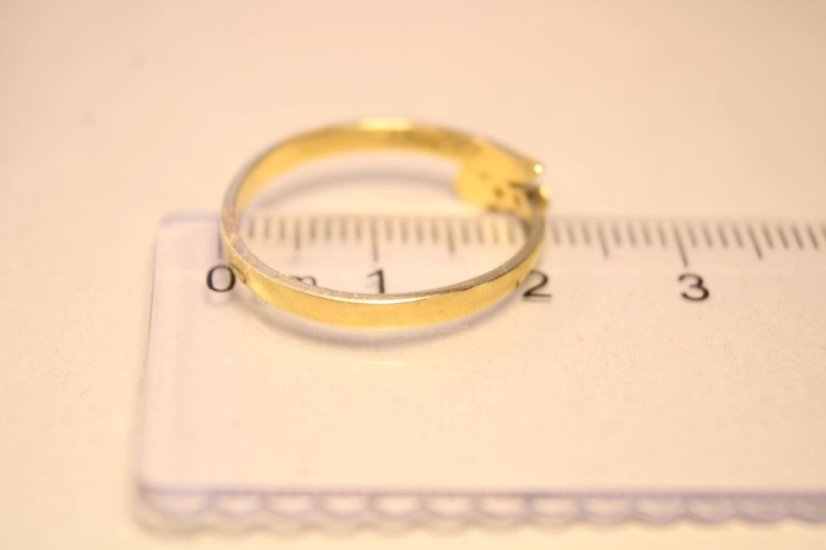 Zlatý prsteň asymterický tvar s perličkou, číre zirkóny, žlté zlato, veľkosť 58, 1,91g, 14K, 585/1000