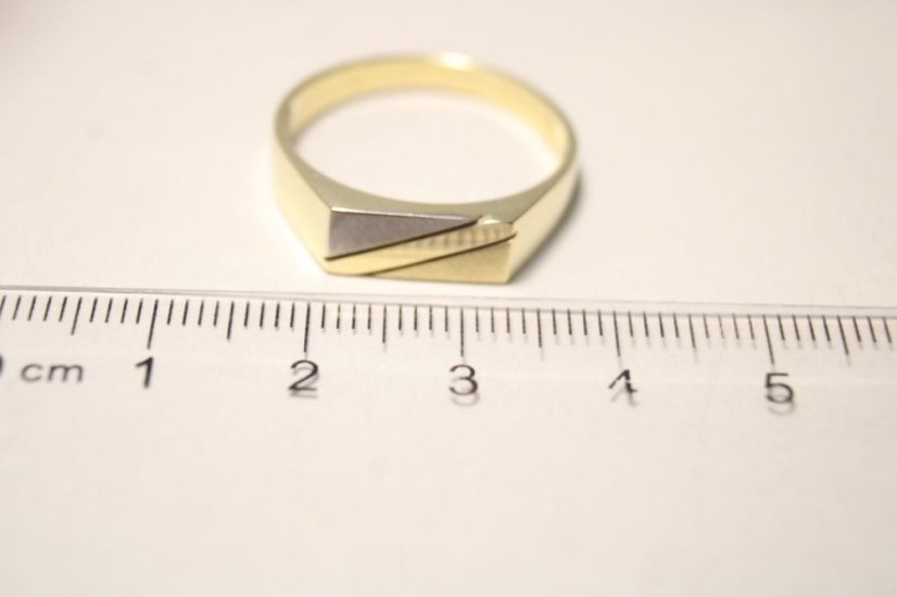 Zlatý prsteň-viacfarebné zlato- lesklo-matná úprava-14karátov