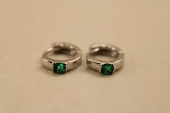 Náušnice -zelené zirkóny-zacvakávacie zapínanie-rhodium-striebro