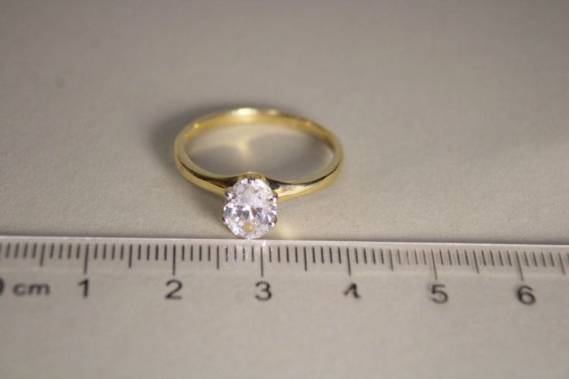 Prsteň-číry kameň-kombinované zlato-14K