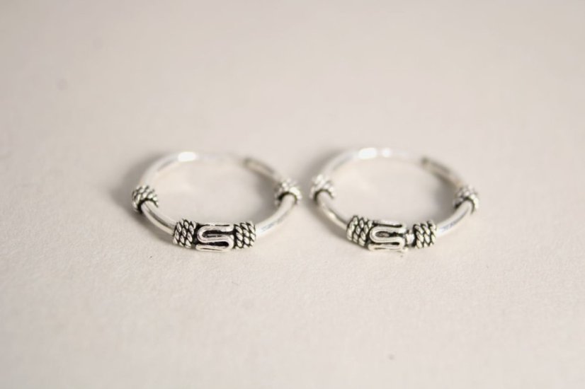 Náušnice-keltské kruhy- zasúvacie- rhodium-striebro