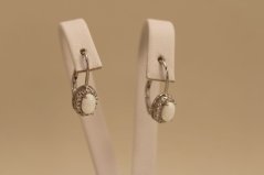 Náušnice - biely syntetický opál - číre zirkóny - patent - striebro