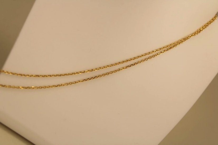 Retiazka - celebritka- diamant- 0,03 ct- žlté zlato- 14 karátov