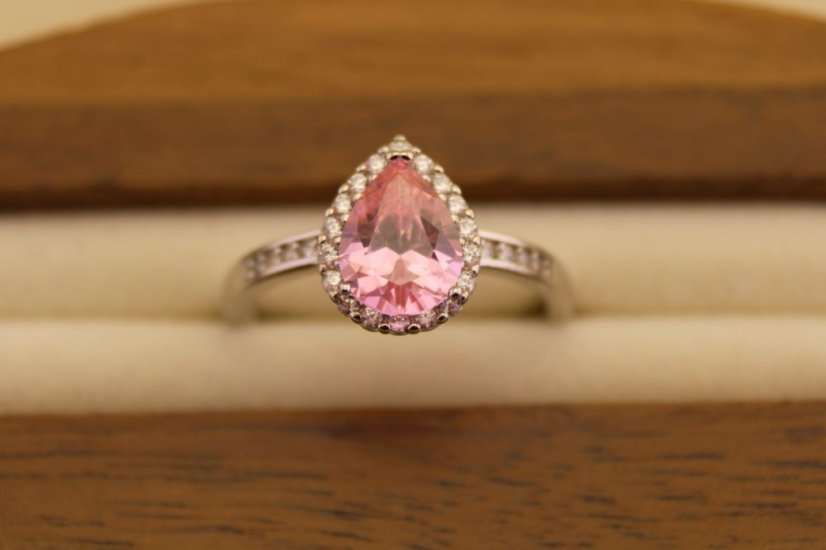 Strieborný prsteň slza - Rúžový zirkón - 925 - rhodium