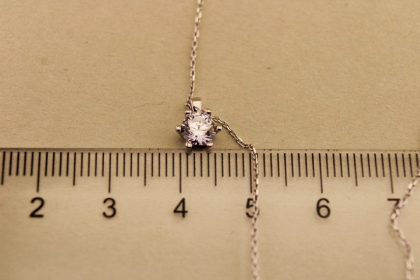 Zlatá celebritka - Zirkonový kvet - Biele zlato - 14k