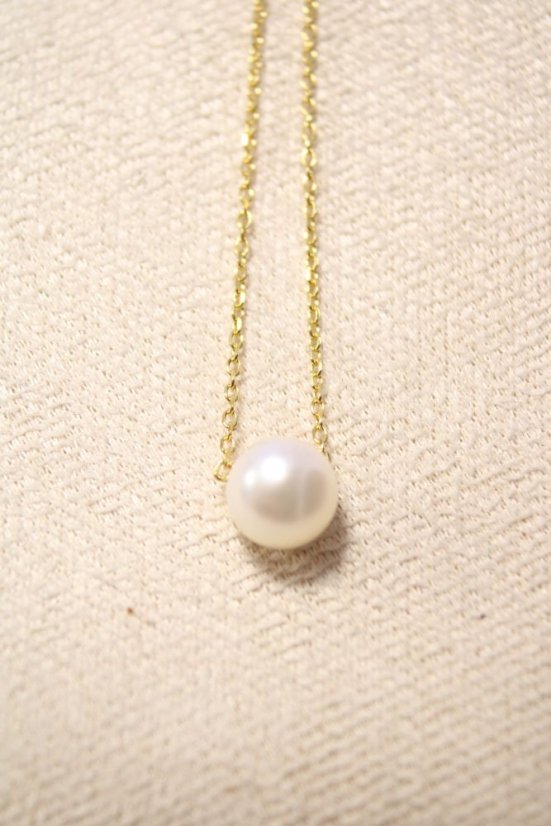 Retiazka- celebritka- biela perla- pozlátené striebro