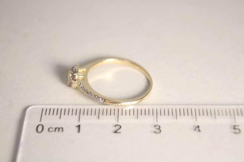 Diamantový prsteň zo žltého zlata s centrálnym briliantom 0,15 ct H/Si2, veľkosť 54, 2,01 g, 14 karátov 585/1000