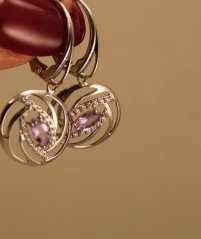 Visiace náušnice-fialový Ametyst-zirkóny-rhodium-patent-striebro