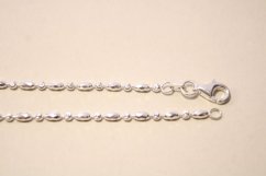 Retiazka- guľôčky- rhódiované striebro