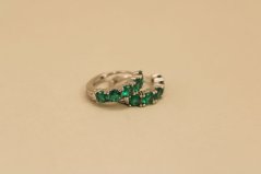 Náušnice - zelené zirkóny - zacvakávacie zapínanie - rhodium - striebro