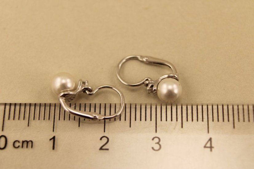 Strieborné náušnice perla a číry zirkón, 0,97g 925/1000