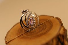 Prívesok-Ametyst-zirkóny- rhodium-striebro