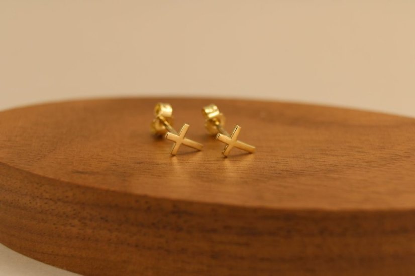 Náušnice-v tvare krížika-puzetky-žlté zlato-14K