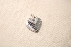 Prívesok srdiečko z rhodiovaného striebra s čírymi zirkónmi, 2,26 g, 925/1000