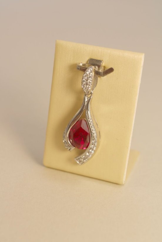 Prívesok-oko-rúžový zirkón-striebro-rhodium