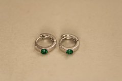 Náušnice -zelené zirkóny-zacvakávacie zapínanie-rhodium-striebro