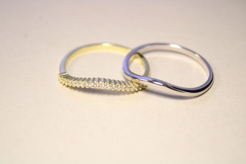 Originálny dvojitý prsteň z kombinovaného striebra, číre zirkóny, veľkosť 59, 2,56g, 925/1000