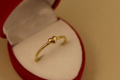 Zlatý prsteň - srdiečko - žlté zlato - 14 karátov