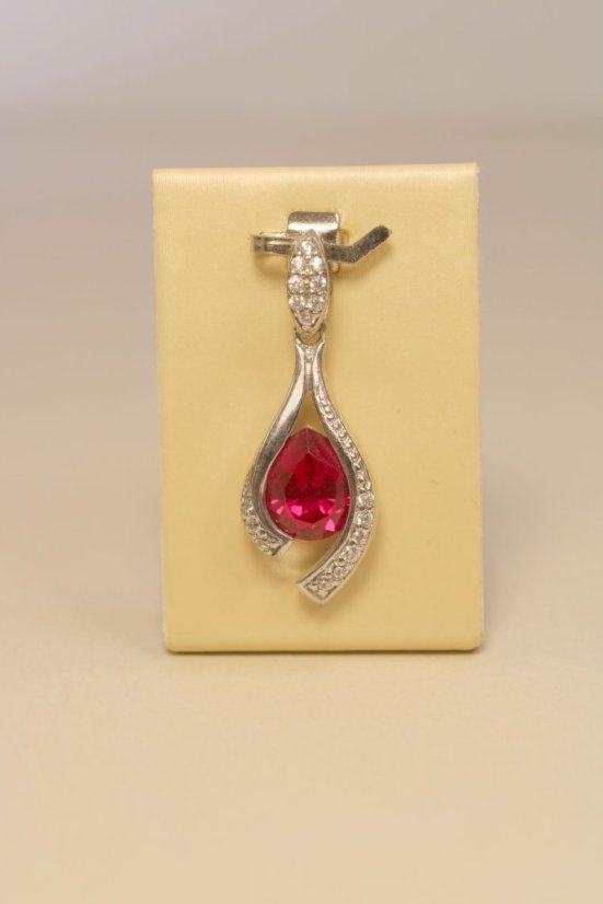 Prívesok-oko-rúžový zirkón-striebro-rhodium