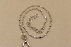 Strieborný náramok jemný vzor kociek na pílkovej retiazke, rhodium, 17-20,5cm, 1,22g 925/1000