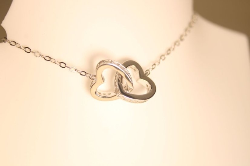 Strieborný náhrdelník prepojené srdcia číre zirkóny, rhodium, 43-46 cm, 3,09 g, 925/1000