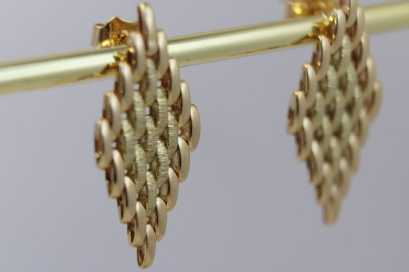 Náušnice visiace žlté zlato 3,33g 14k 585/1000 - Farba zlata: Žltá, Váha (g): 3,33, Rýdzosť: 14 karátov 585/1000
