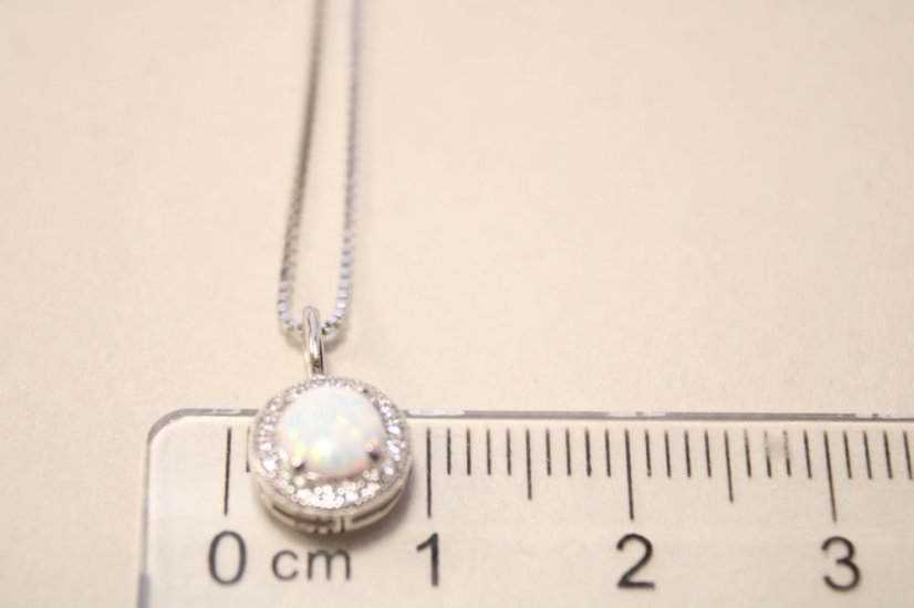 Náhrdelník- syntetický opál- zirkóny- rhódiované striebro