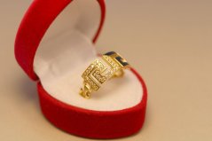 Prsteň-grécky vzor-číre zirkóny-žlté zlato-14 karátov