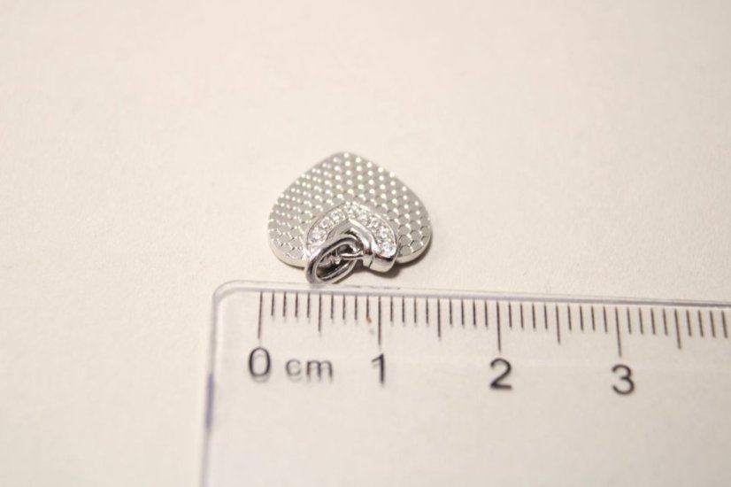 Prívesok srdiečko z rhodiovaného striebra s čírymi zirkónmi, 2,26 g, 925/1000 - Materiál: Rhodiované striebro, Druh kameňa: ZIRKÓN, Farba kameňa: Číry, Váha (g): 2,26, Rýdzosť: STRIEBRO 925/1000