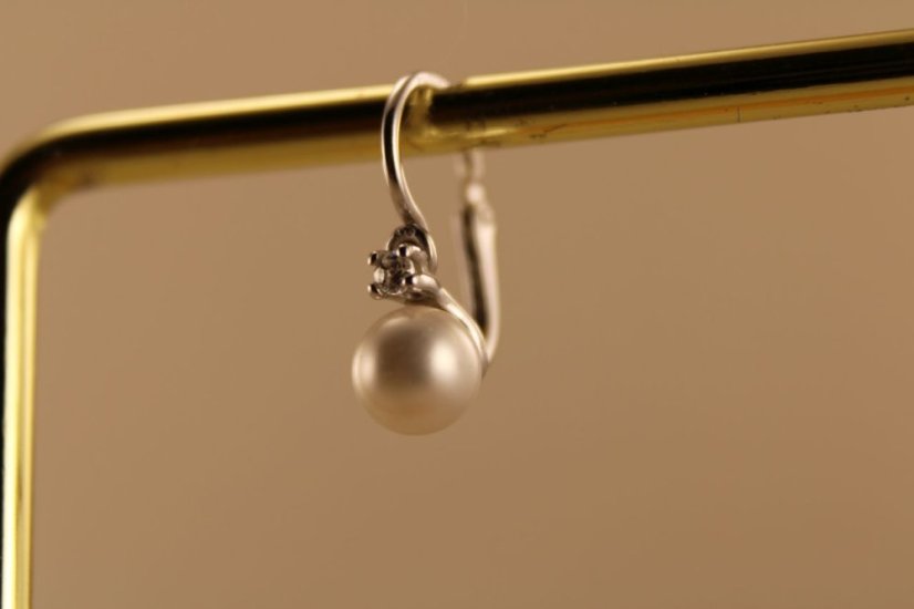 Strieborné náušnice perla a číry zirkón, 0,97g 925/1000