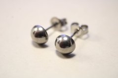 Náušnice- polguličky- puzetky- chirurgická oceľ