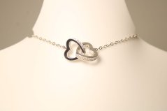 Náhrdelník-prepojené srdcia-číre zirkóny-rhodium-striebro