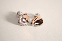 Náušnice-srdiečka-kombinované striebro- číre zirkóny-šrúbky