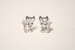 Náušnice-mačička-rúžový zirkón-puzetky-rhodium-striebro