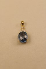 Prívesok- modrý kameň- číre zirkóny- pozlátené striebro- 925/1000
