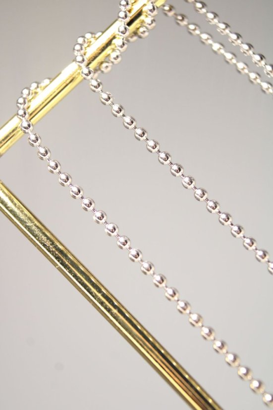 Retiazka- prívesok v tvare kvapky- číry zirkón- rhódiované striebro