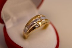 Kombinovaný zlatý prsteň, viacfarebné zlato, zirkóny, veľkosť 55, 2,69 g , 14k, 585/1000