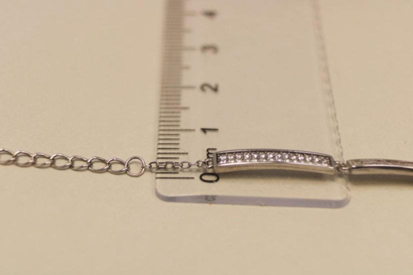 Strieborný náramok zdobený bielym opálom a čírymi zirkónmi, rhodium, 16-19,5 cm, 5,35g, 925/1000