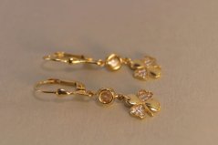 Visiace náušnice- štvorlístky - číre zirkóny- žlté zlato- 14 karátov