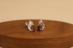 Náušnice - červený granát - číre zirkóny - puzetky - rhodium - striebra