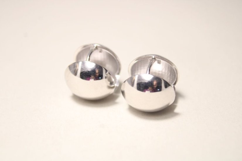 Strieborné náušnice v guľatom tvare, rhodium, zacvakávacie zapínanie, 7,67 g, 925/1000