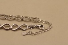 Náramok- nekonečno- hladký povrch- rhódiované striebro