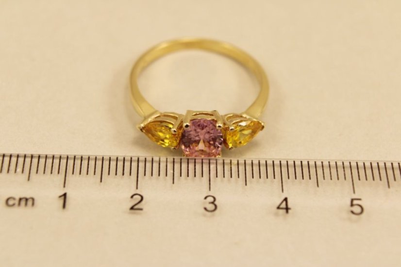 Prsteň-žlté zlato-rúžový a žltý zirkón- 14 karátov