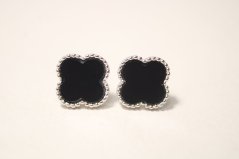 Náušnice-ďatelinka-čierny kameň-rhodium-striebro-puzetky