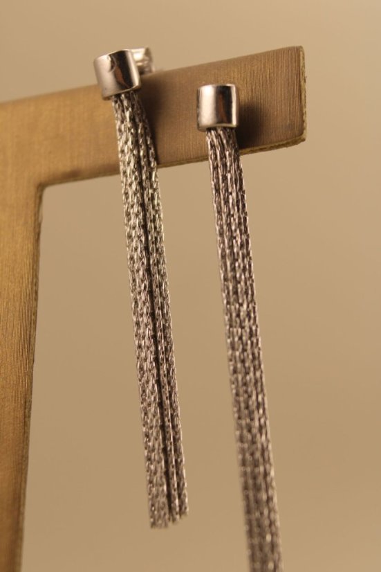 Náušnice- visiace retiazky- elagatný dizajn- puzetky- rhódiované striebro