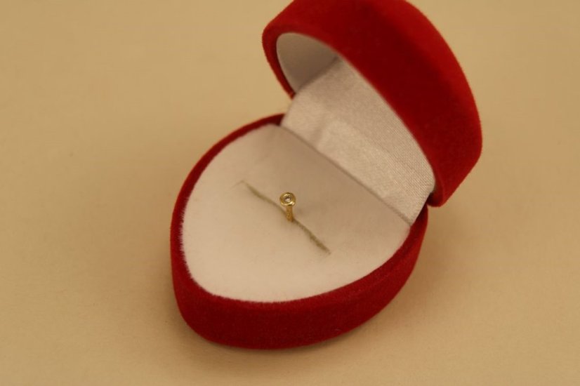 Piercing do nosa- číry briliant- 0,01 ct- žlté zlato- 14 karátov