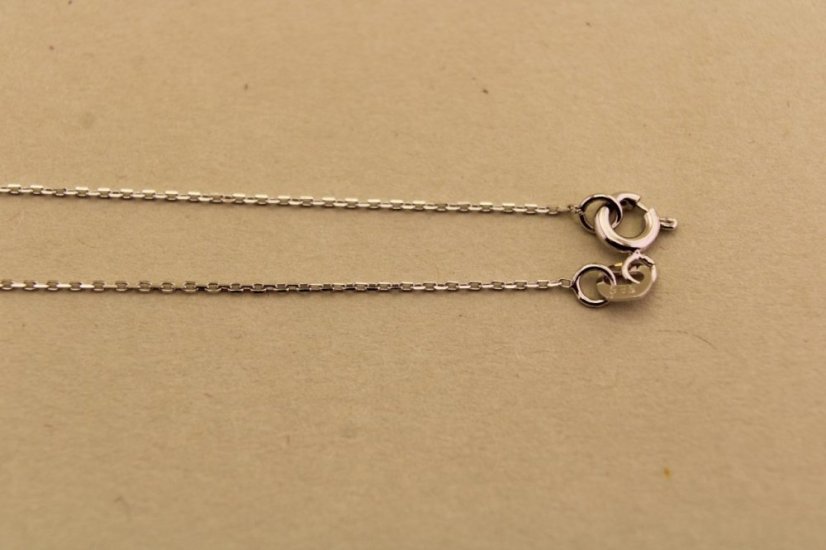 Zlatá celebritka - Zirkonový kvet - Biele zlato - 14k