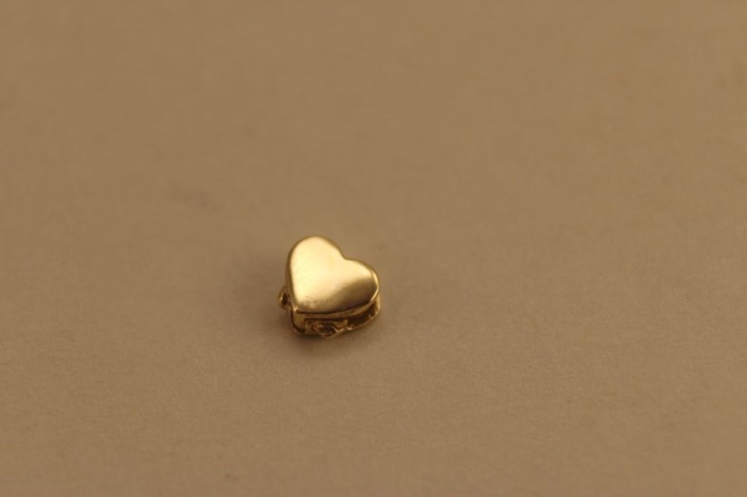 Prívesok-srdiečko-otváracie-žlté zlato-14K