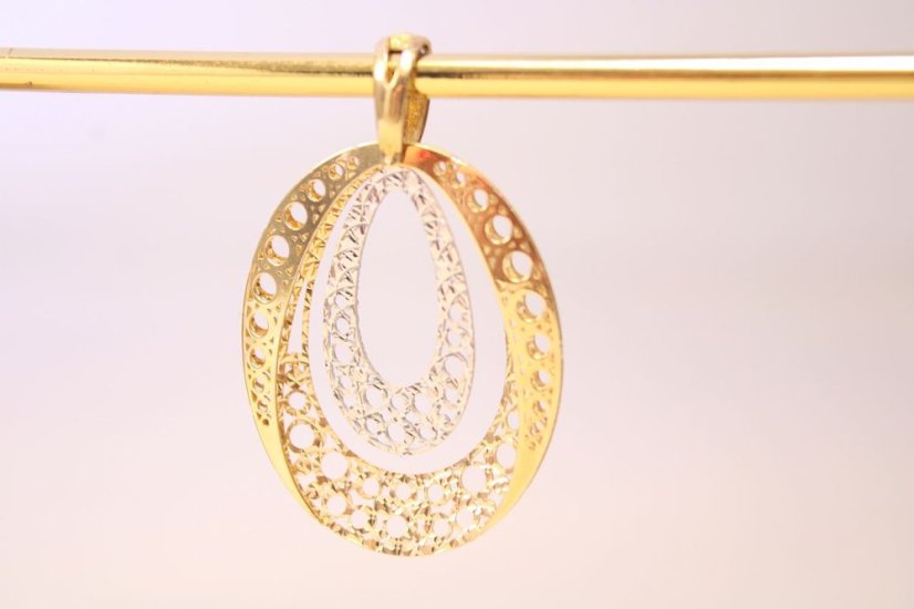 Elegantný zlatý prívesok gravírovaný, kombinované zlato, 1,91 g, 14K 585/1000 - Farba zlata: Viacfarebné zlato, Váha (g): 1,91, Rýdzosť: 14 karátov 585/1000