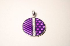 Strieborný prívesok, fialový smalt a zirkóny, rhodium, 4,91 g, 925/1000